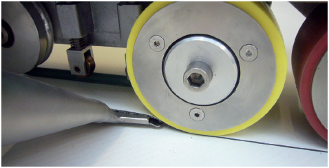 Rake nozzle and soft pressure roller for the Leister VARIMAT V2.